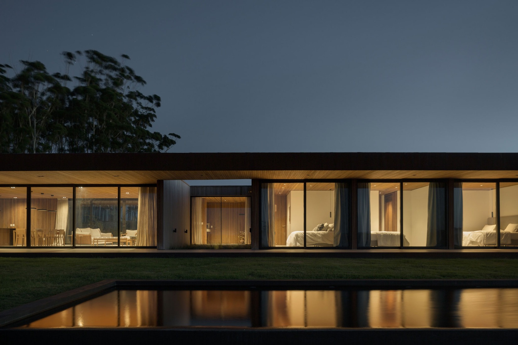 Casa PM por VDV Arquitectura. Fotografía por Federico Cairoli.