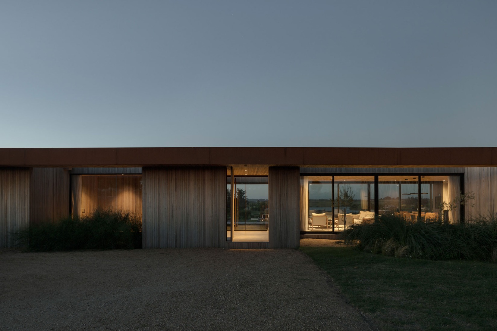 Casa PM por VDV Arquitectura. Fotografía por Federico Cairoli.