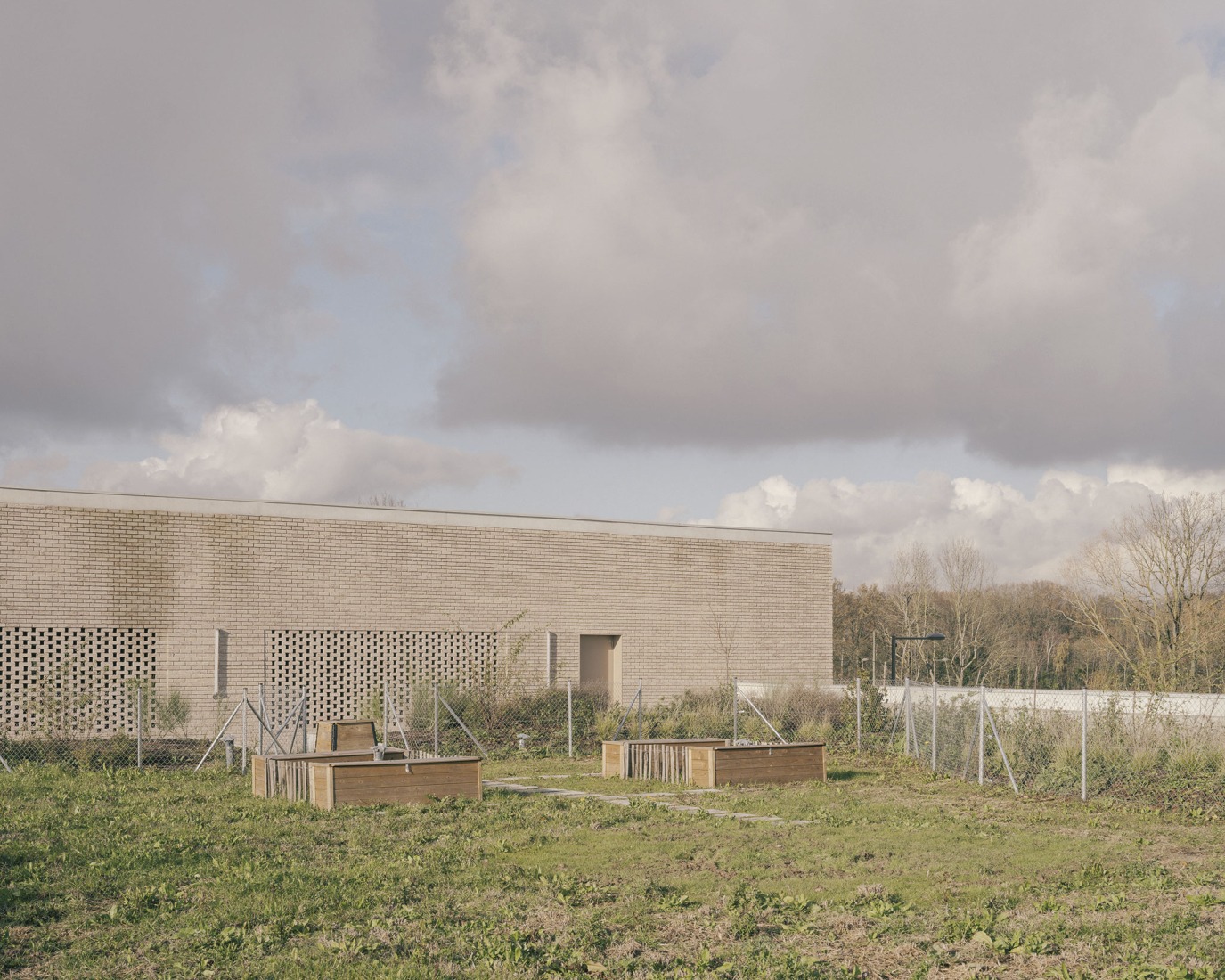 "Claudie Haigneré" School Group by Vallet de Martinis Architectes. Photograph by Charly Broyez.