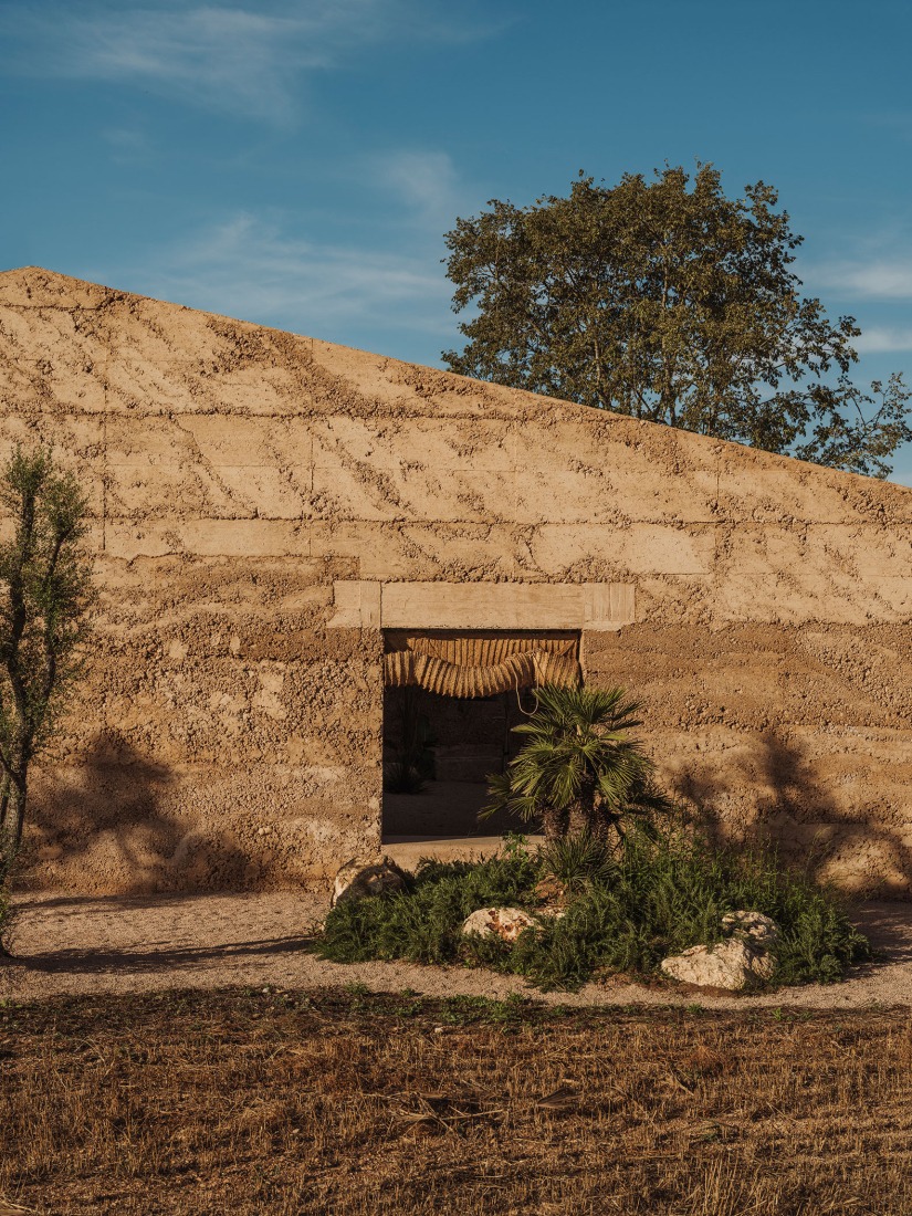 Ca Na Pau by Munarq Arquitectos. Photograph by Ricard Lopez.