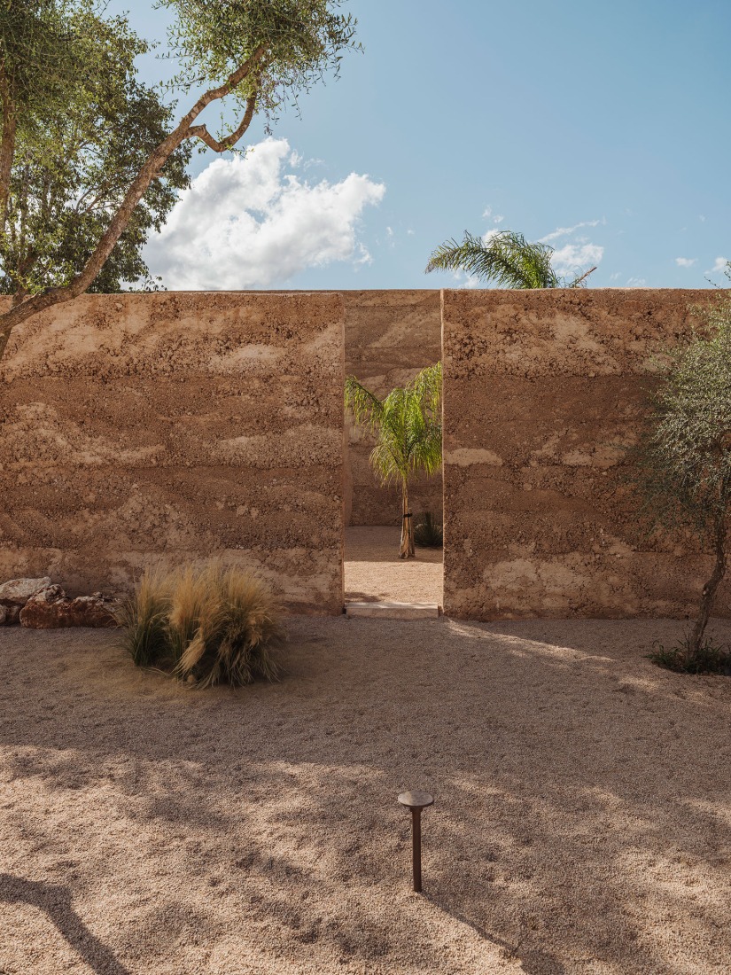 Ca Na Pau by Munarq Arquitectos. Photograph by Ricard Lopez.
