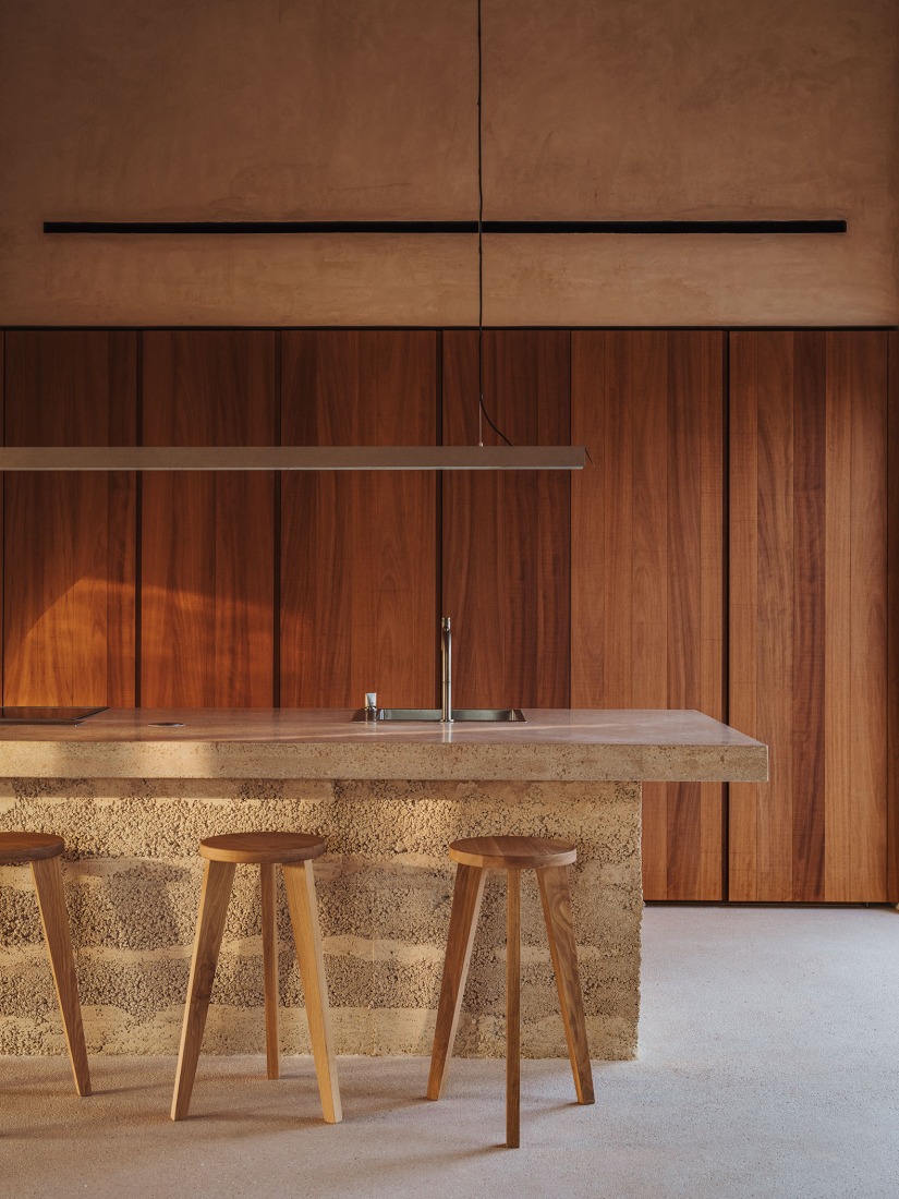 Ca Na Pau by Munarq Arquitectos. Photograph by Ricard Lopez.