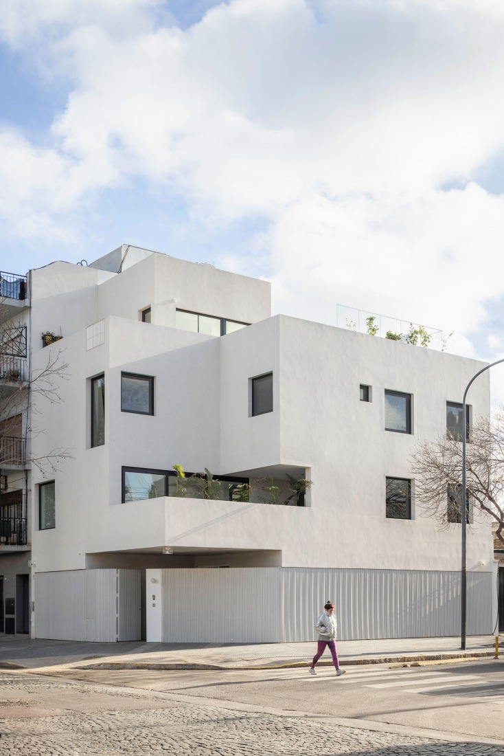 Manuela Pedraza House by OADD arquitectos. Photograph by Luis Barandiarán.