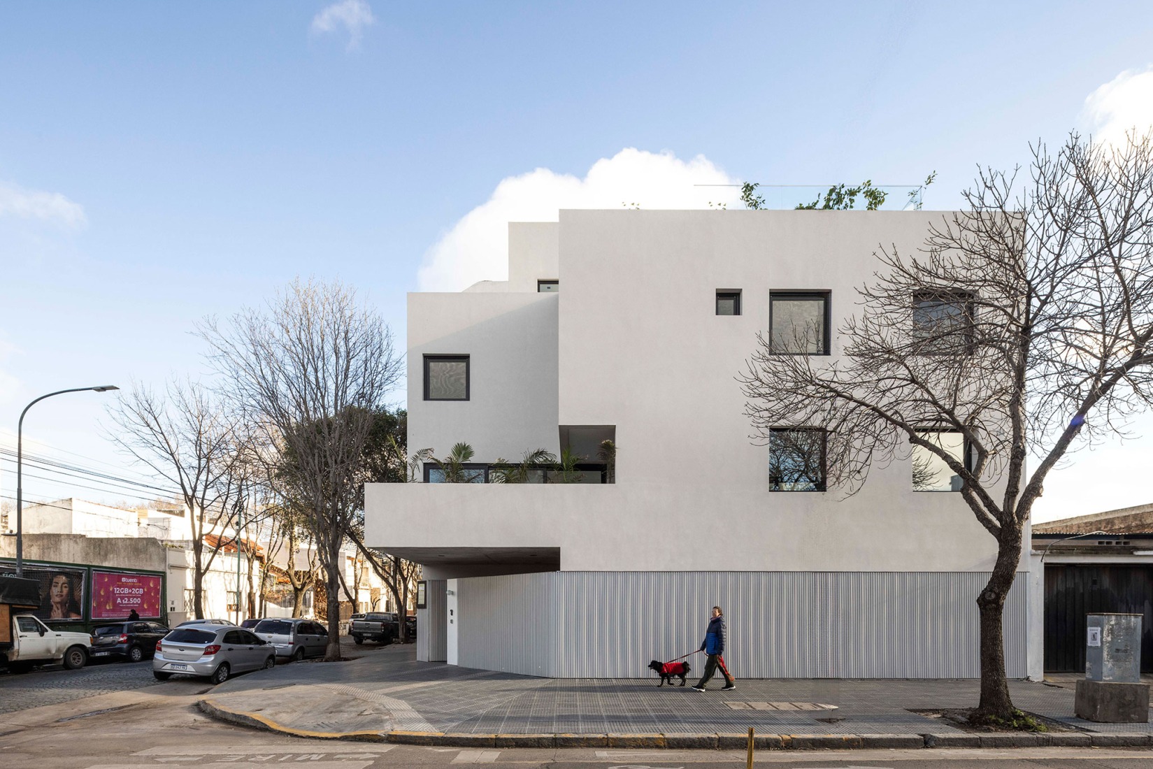 Manuela Pedraza House by OADD arquitectos. Photograph by Luis Barandiarán.