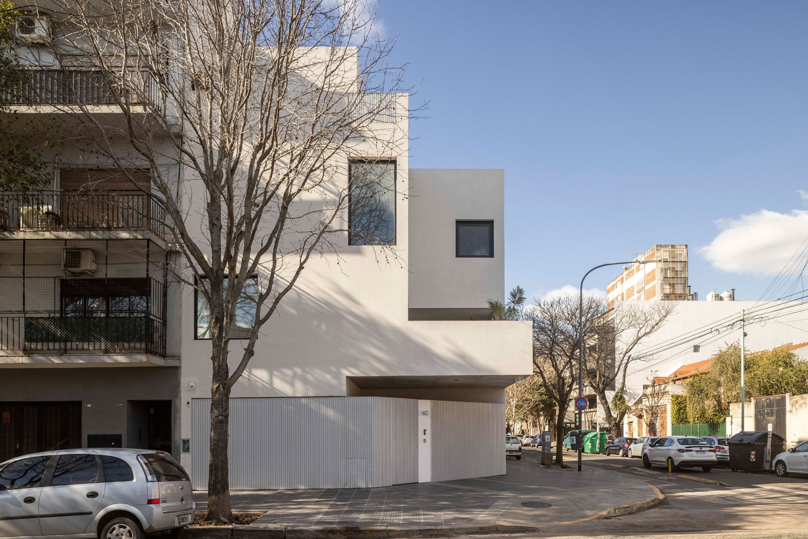 Manuela Pedraza House by OADD arquitectos. Photograph by Luis Barandiarán.