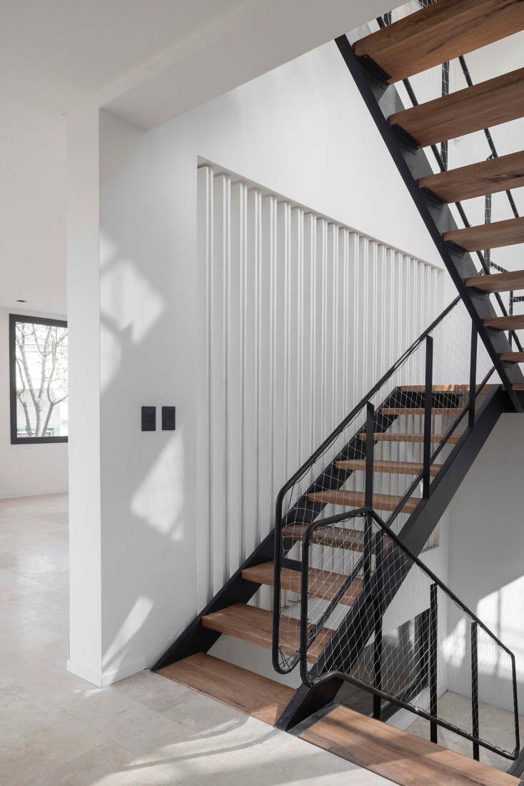 Manuela Pedraza House by OADD arquitectos. Photograph by Luis Barandiarán.