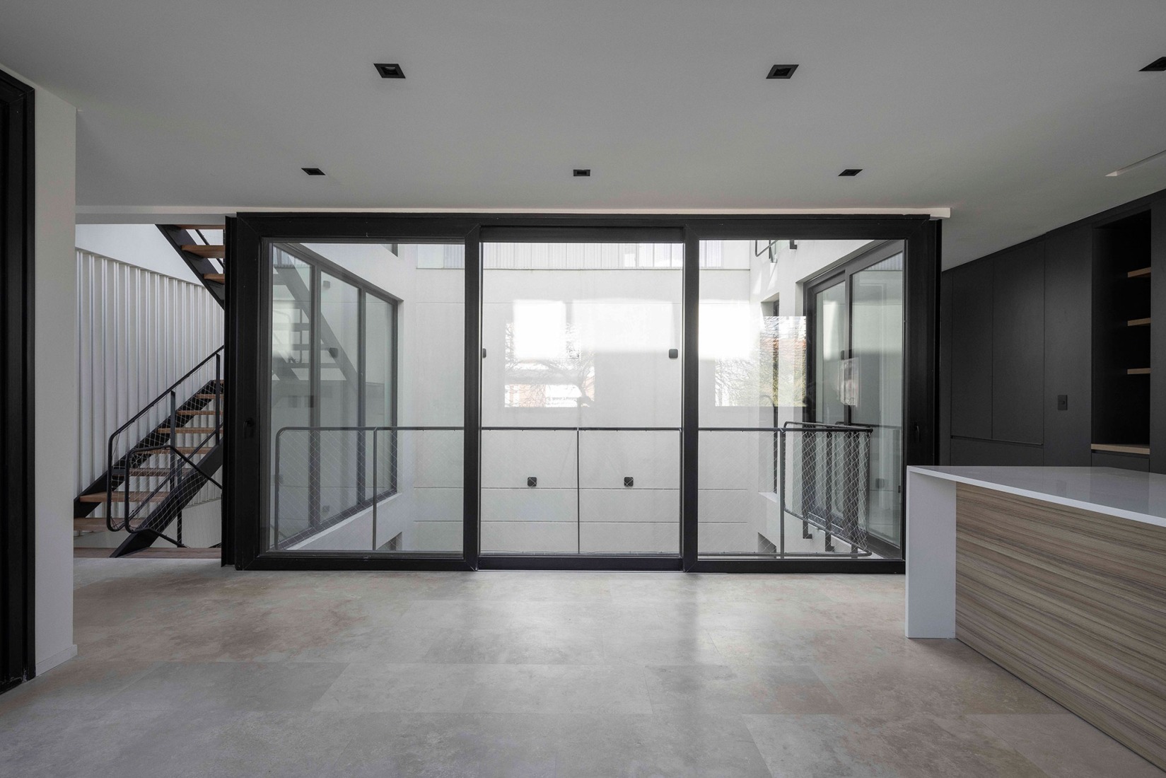 Manuela Pedraza House by OADD arquitectos. Photograph by Luis Barandiarán.
