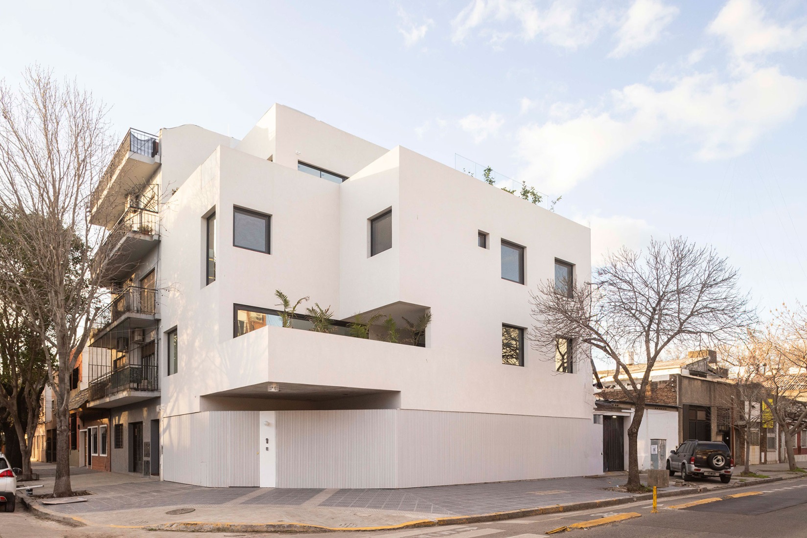 Manuela Pedraza House by OADD arquitectos. Photograph by Luis Barandiarán.