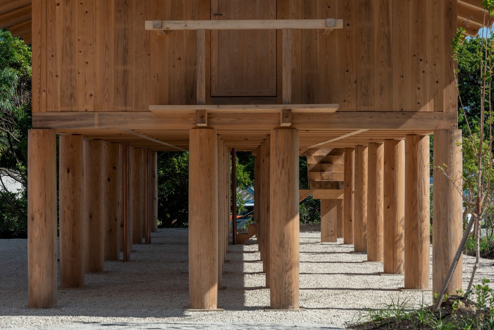 Casa de huéspedes Terabe por Tomoaki Uno Architects. Fotografía por Nathanael Bennett.