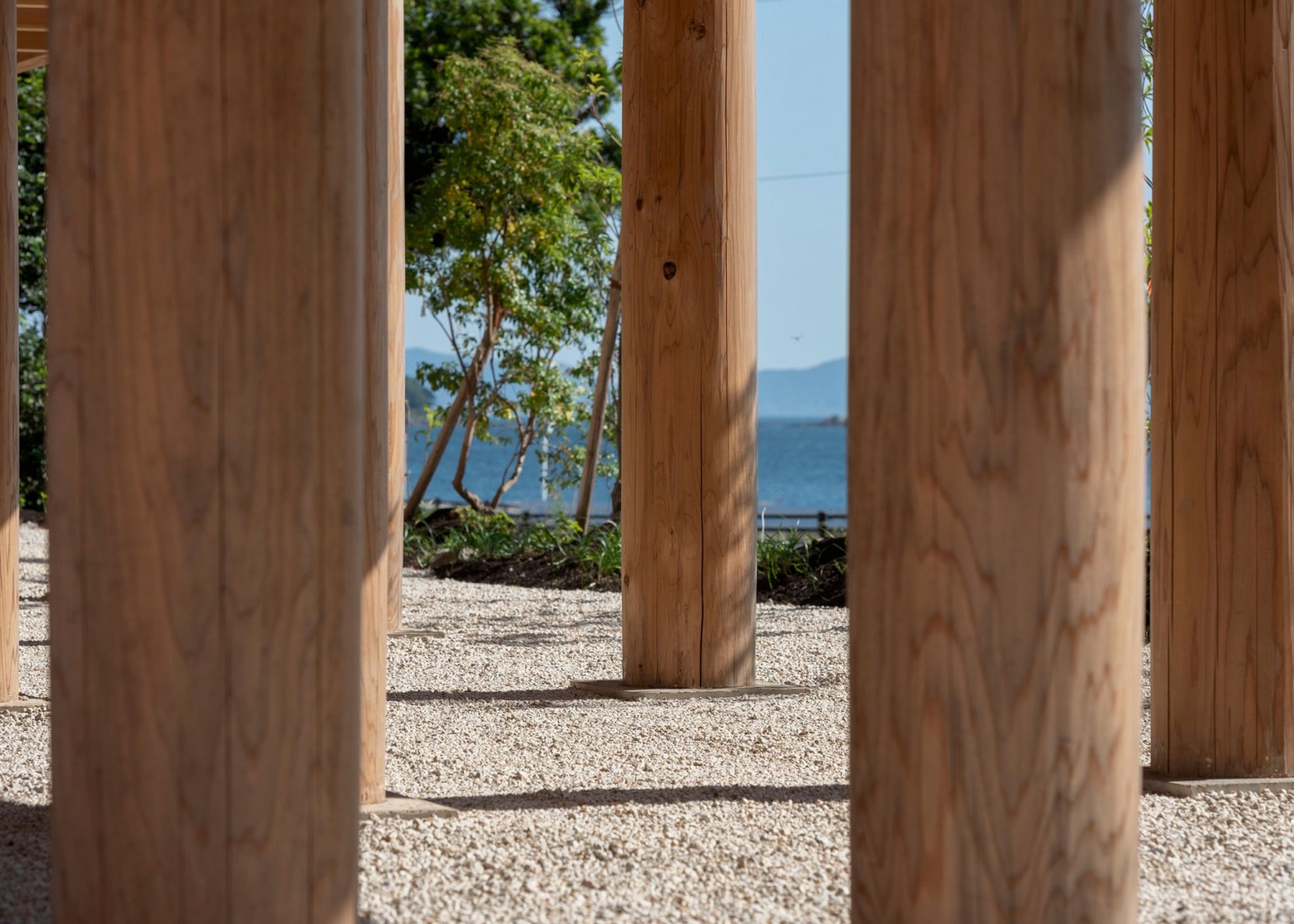 Casa de huéspedes Terabe por Tomoaki Uno Architects. Fotografía por Nathanael Bennett.