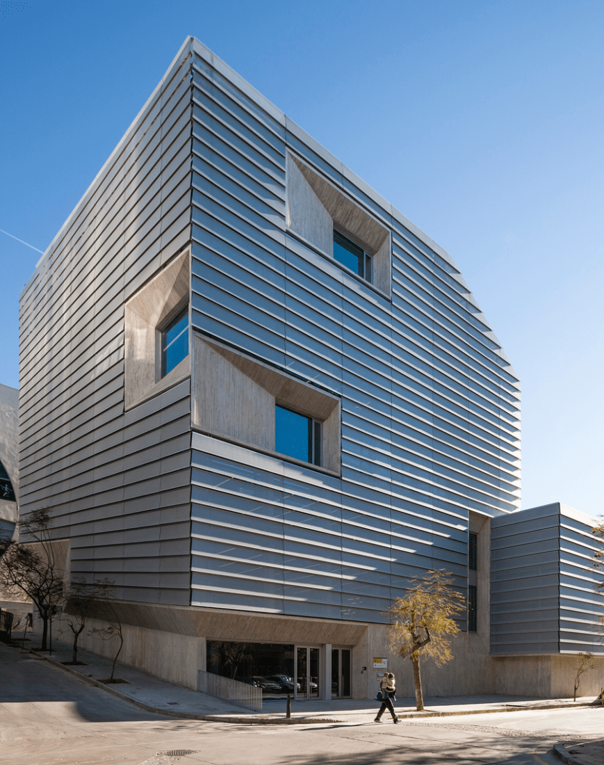 Public Library in Ceuta, by ParedesPedrosa arquitectos. Photography by Fernando Alda.