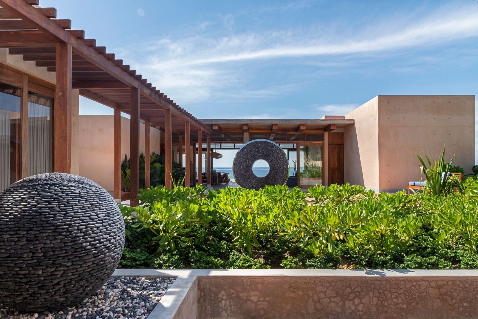Conjunto Lyons por CAAM + Arquitectos. Fotografía por Claudio Napolitano.