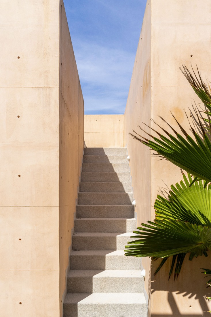 Conjunto Lyons por CAAM + Arquitectos. Fotografía por Claudio Napolitano.