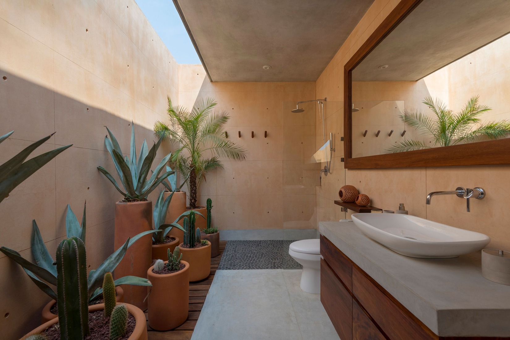 Conjunto Lyons por CAAM + Arquitectos. Fotografía por Claudio Napolitano.