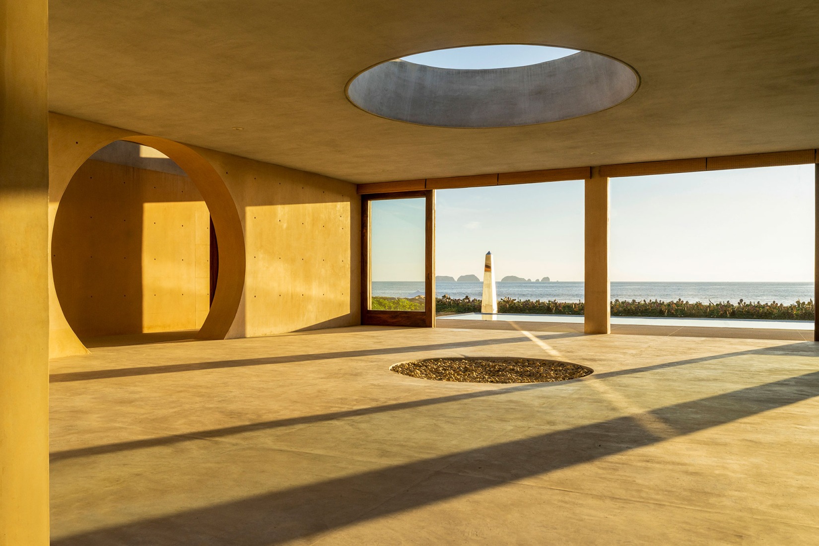 Conjunto Lyons por CAAM + Arquitectos. Fotografía por Claudio Napolitano.