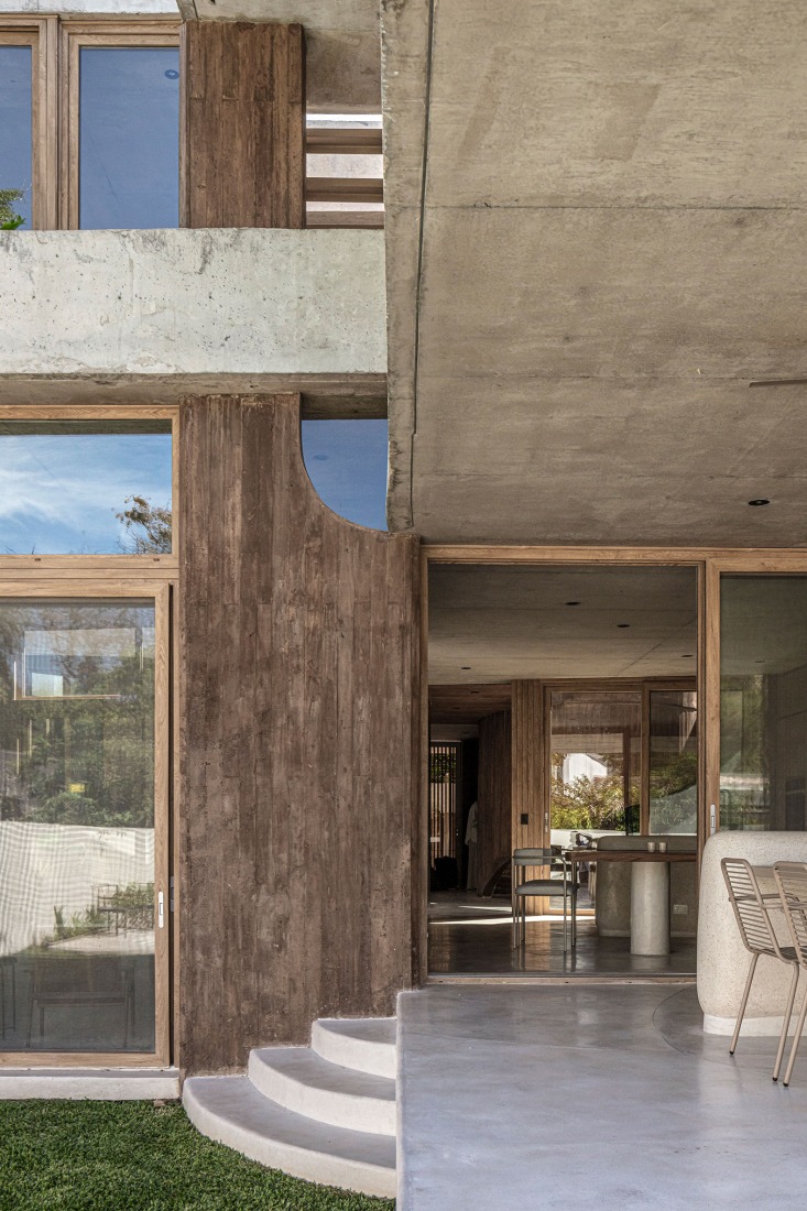 Forest House by GRIZZO Studio. Photograph by Federico Kulekdjian.