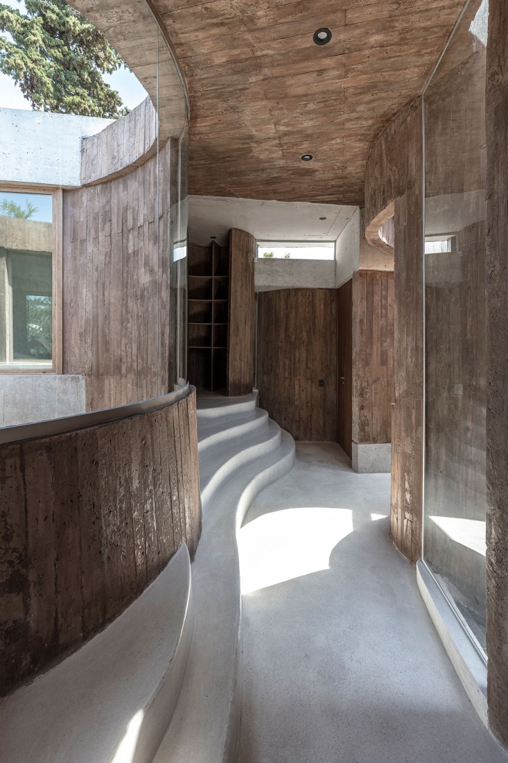 Forest House by GRIZZO Studio. Photograph by Federico Kulekdjian.