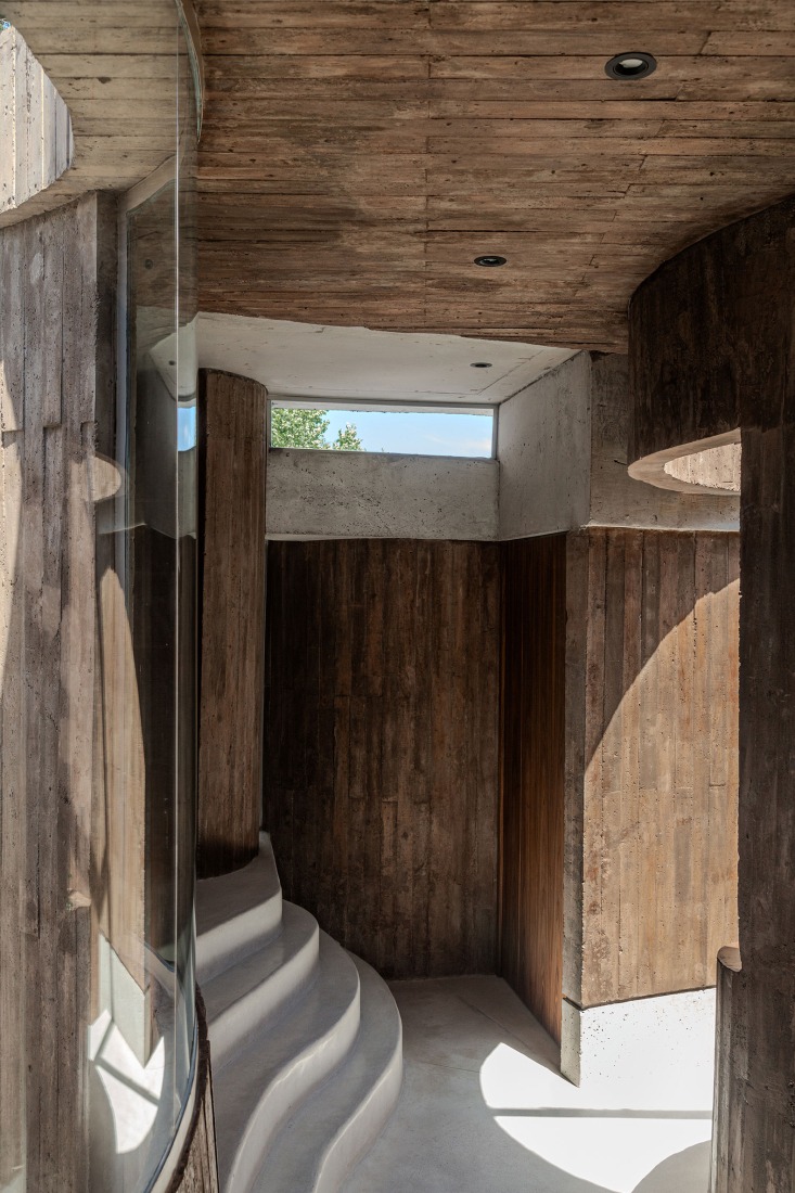 Forest House by GRIZZO Studio. Photograph by Federico Kulekdjian.