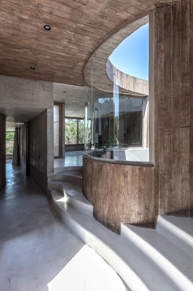 Forest House by GRIZZO Studio. Photograph by Federico Kulekdjian.