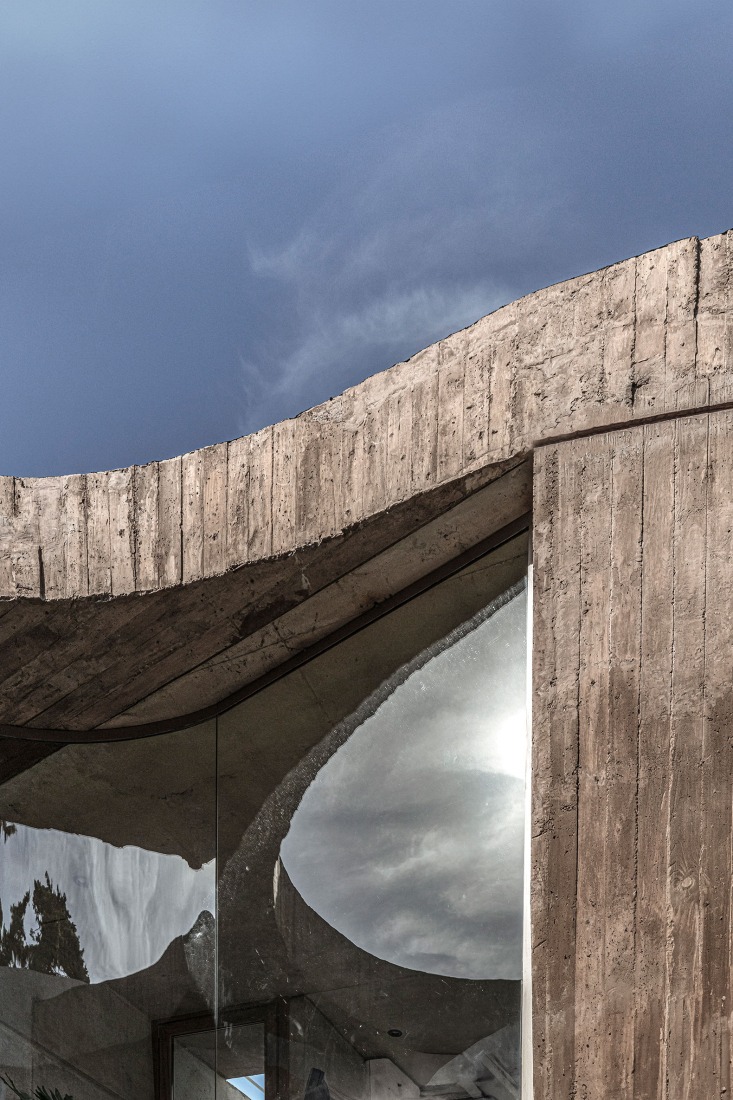 Forest House by GRIZZO Studio. Photograph by Federico Kulekdjian.