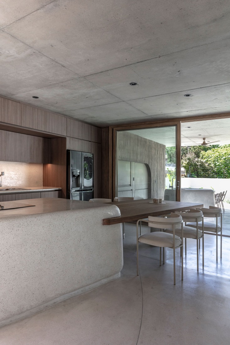 Forest House by GRIZZO Studio. Photograph by Federico Kulekdjian.