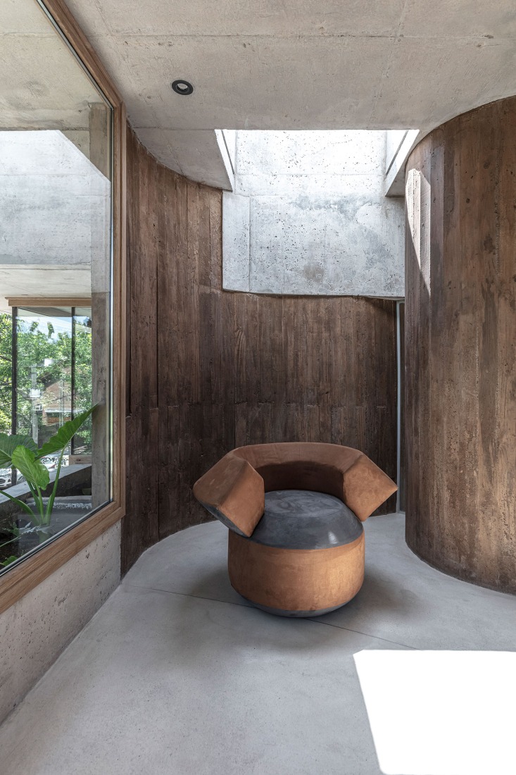 Forest House by GRIZZO Studio. Photograph by Federico Kulekdjian.