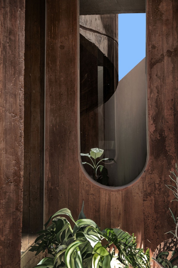 Forest House by GRIZZO Studio. Photograph by Federico Kulekdjian.