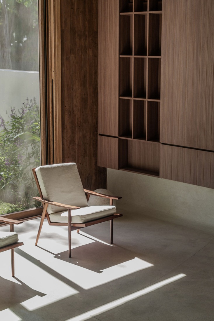 Forest House by GRIZZO Studio. Photograph by Federico Kulekdjian.