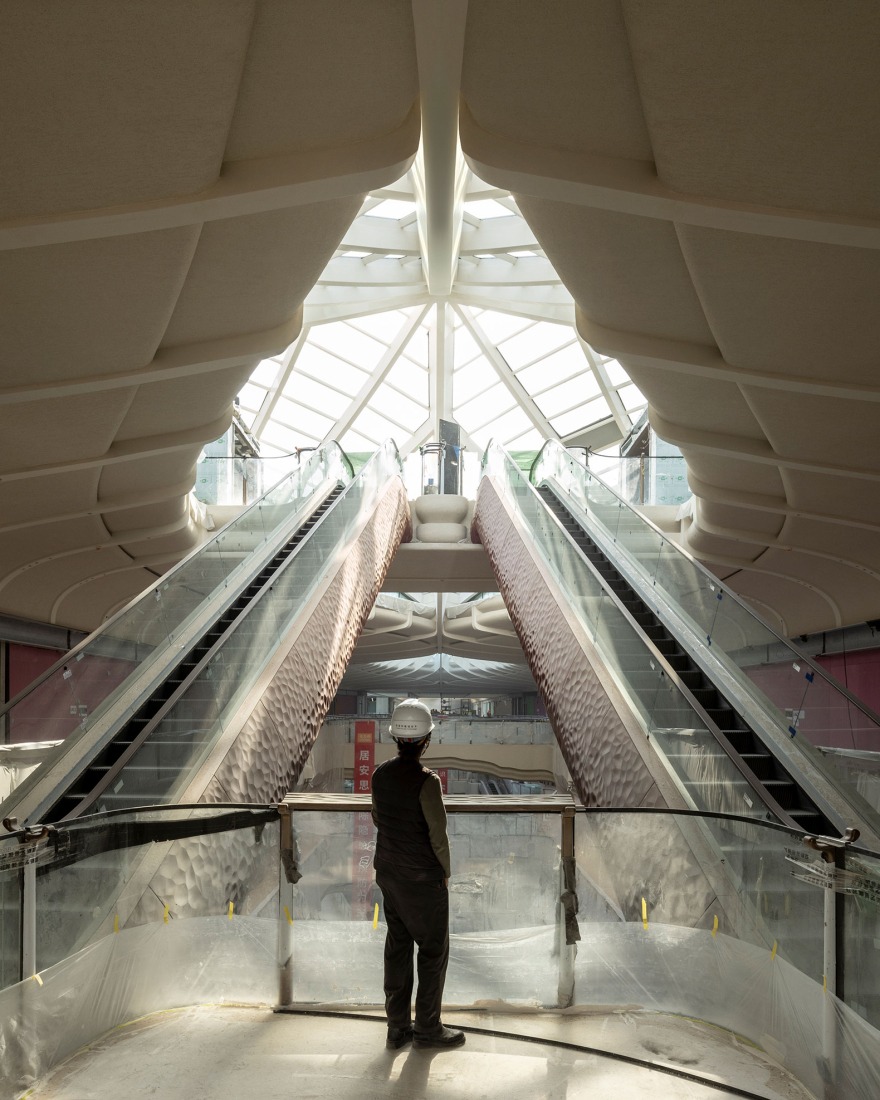 The Xi’an Culture Business District by Heatherwick studio. Photograph by Raquel Diniz.