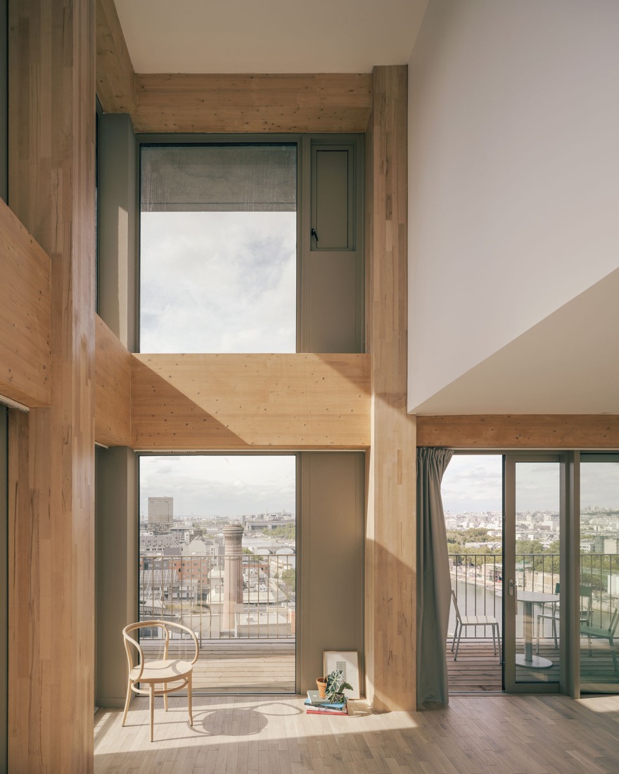 Torre Wood Up por LAN. Fotografía por Charly Broyez.