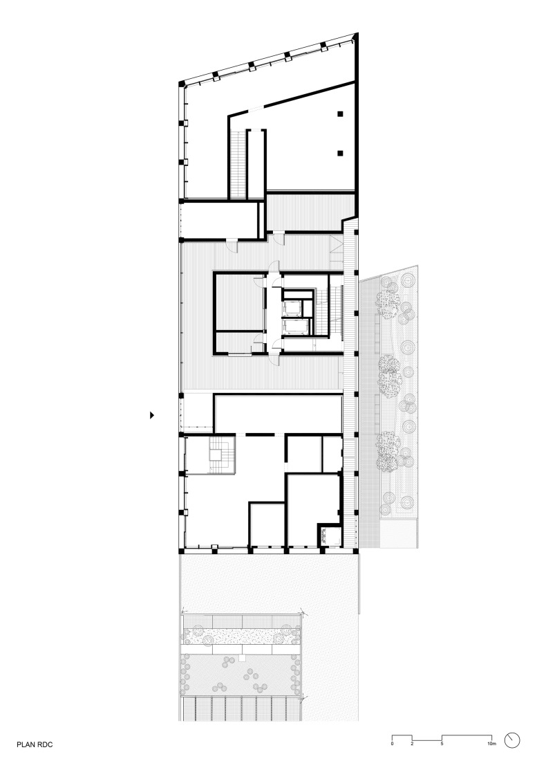 Plano de planta baja. Torre Wood Up por LAN.