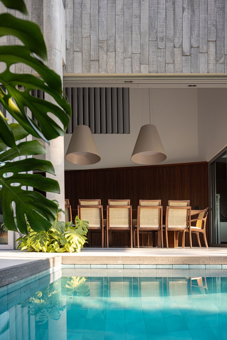 "Casa da Sombra" by Laurent Troost Architectures. Photograph by Joana França.