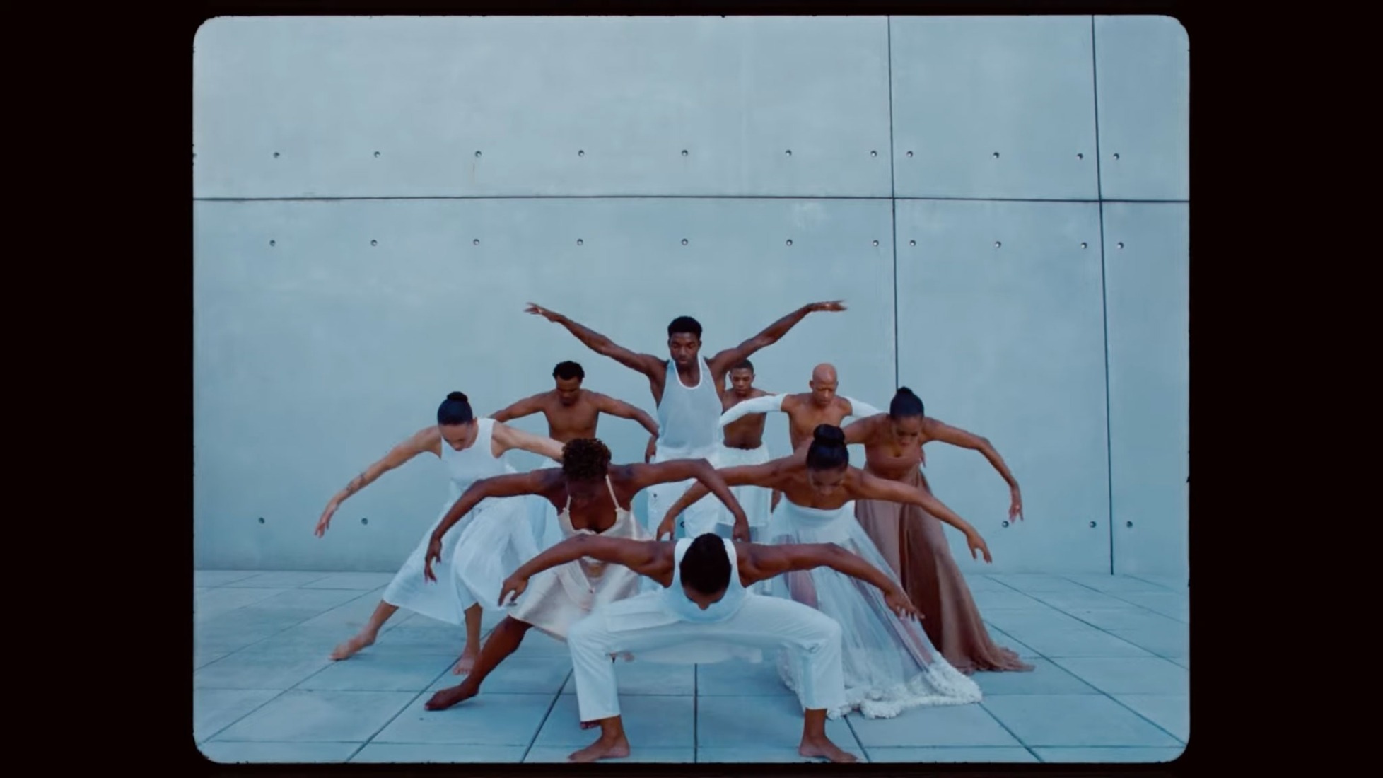 Echoes of Ailey.