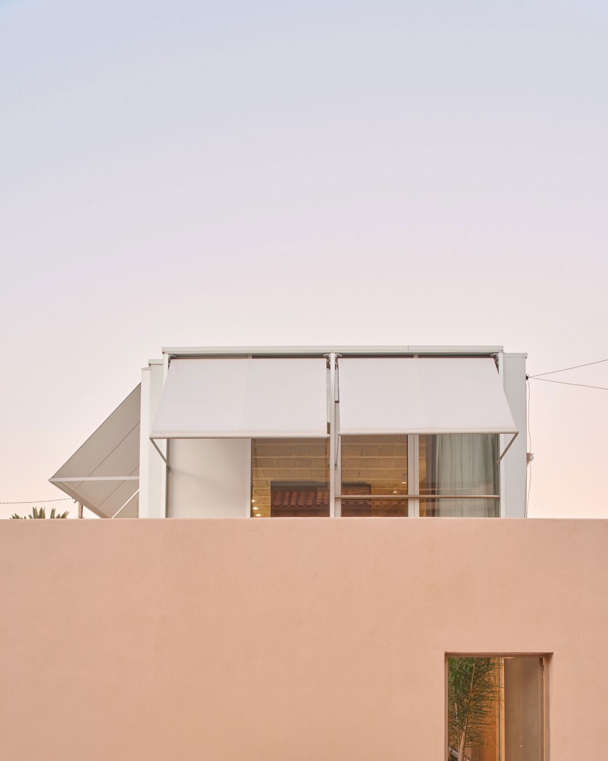 Casa Villano por AOCR. Fotografía por Jose Hevia. 