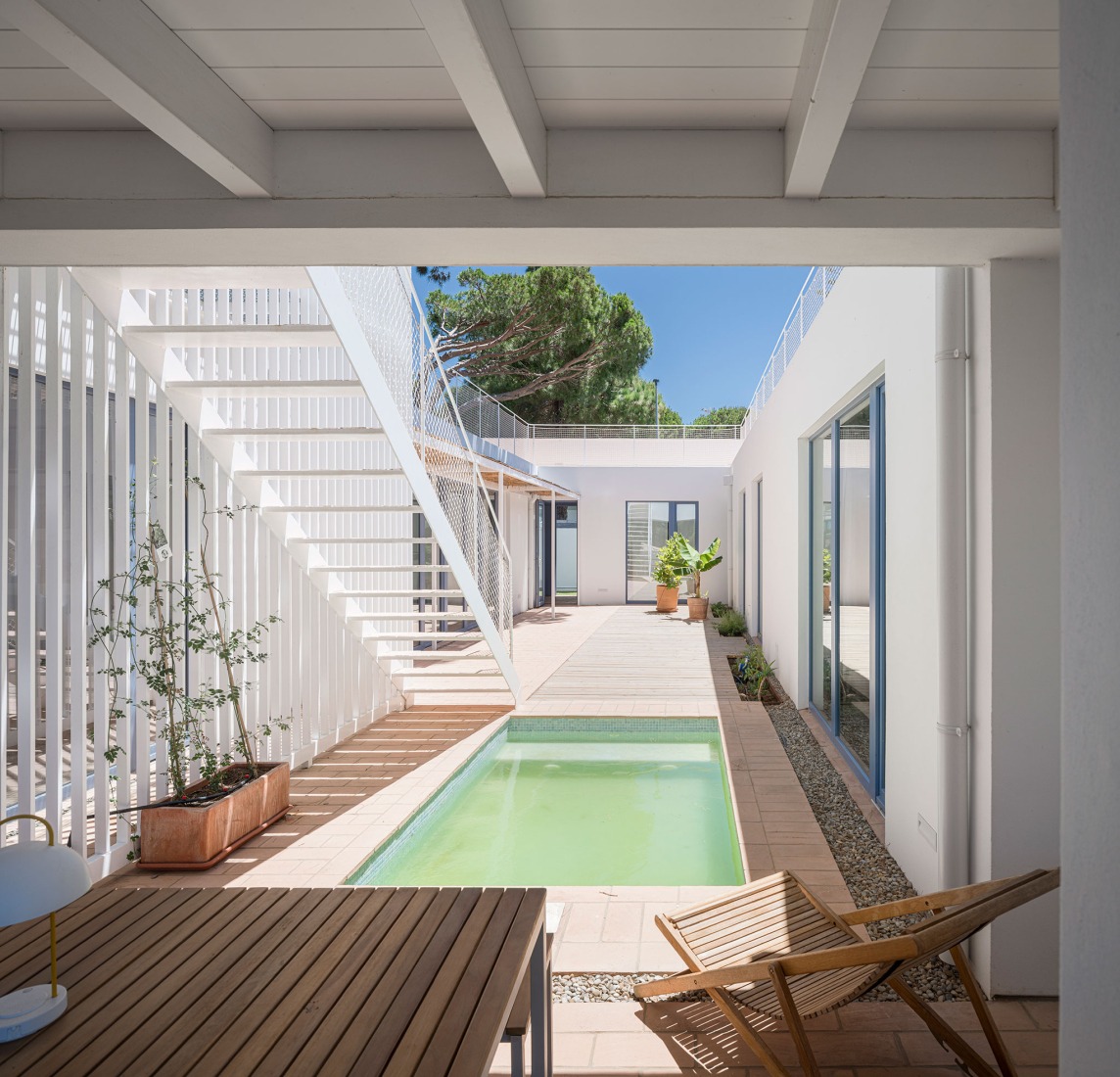 Urban cortijo-house by José Manuel Martínez Rodríguez. Photograph by Juan Carlos Lagares.