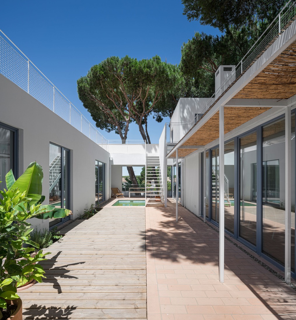 Urban cortijo-house by José Manuel Martínez Rodríguez. Photograph by Juan Carlos Lagares.