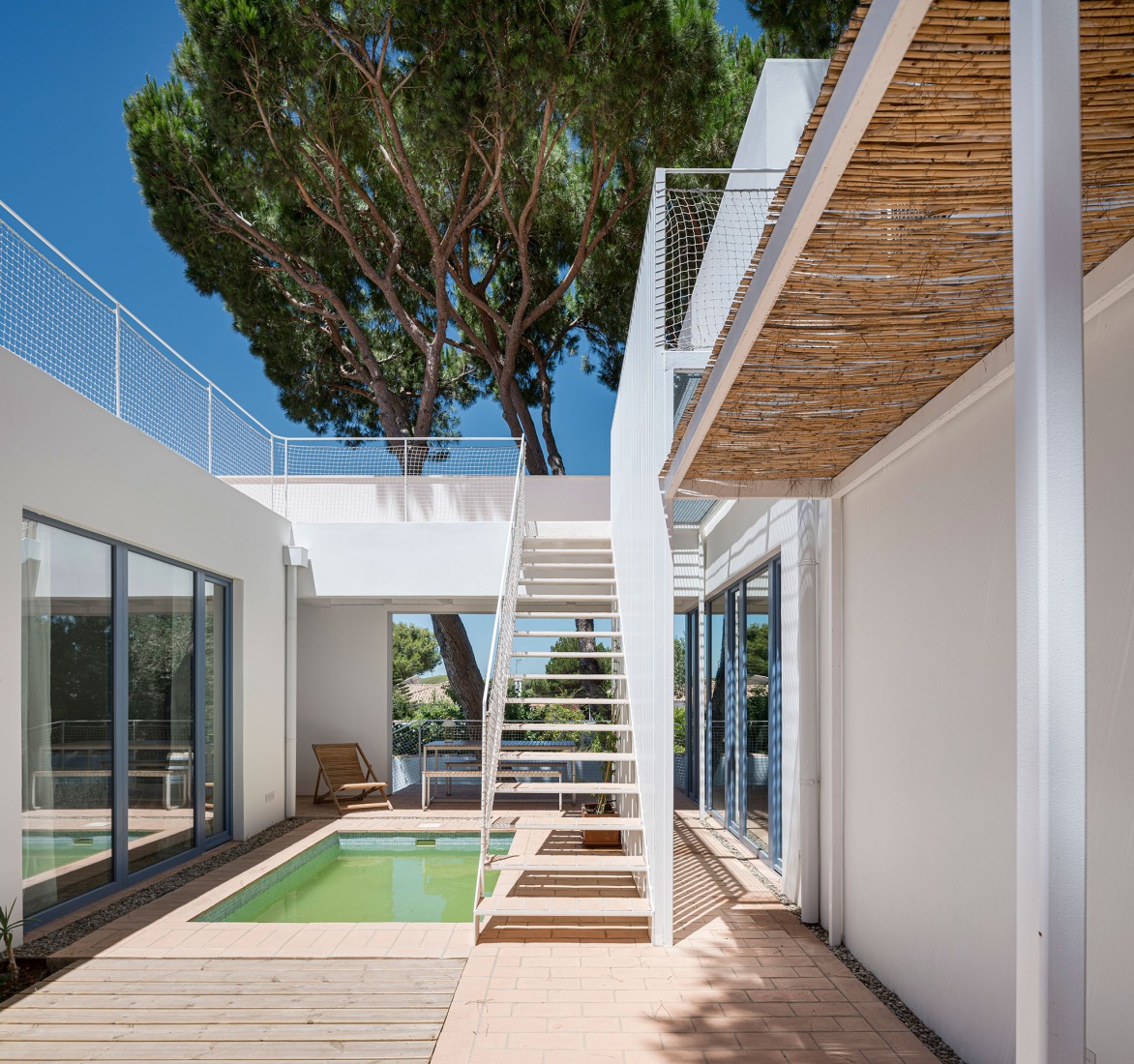 Urban cortijo-house by José Manuel Martínez Rodríguez. Photograph by Juan Carlos Lagares.