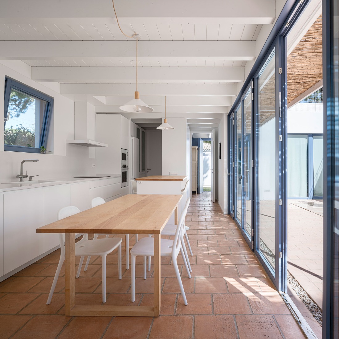 Urban cortijo-house by José Manuel Martínez Rodríguez. Photograph by Juan Carlos Lagares.