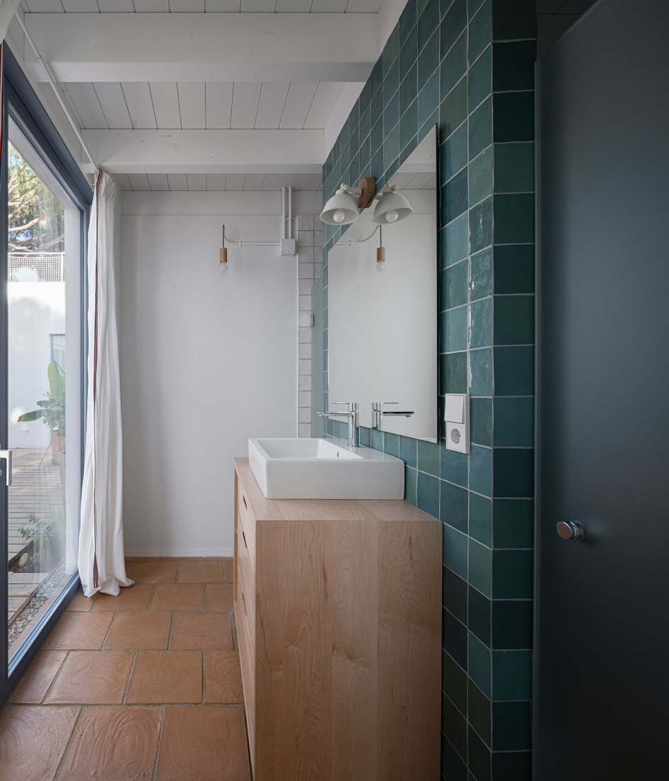 Urban cortijo-house by José Manuel Martínez Rodríguez. Photograph by Juan Carlos Lagares.