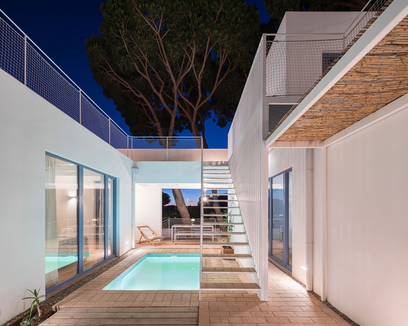 Urban cortijo-house by José Manuel Martínez Rodríguez. Photograph by Juan Carlos Lagares.