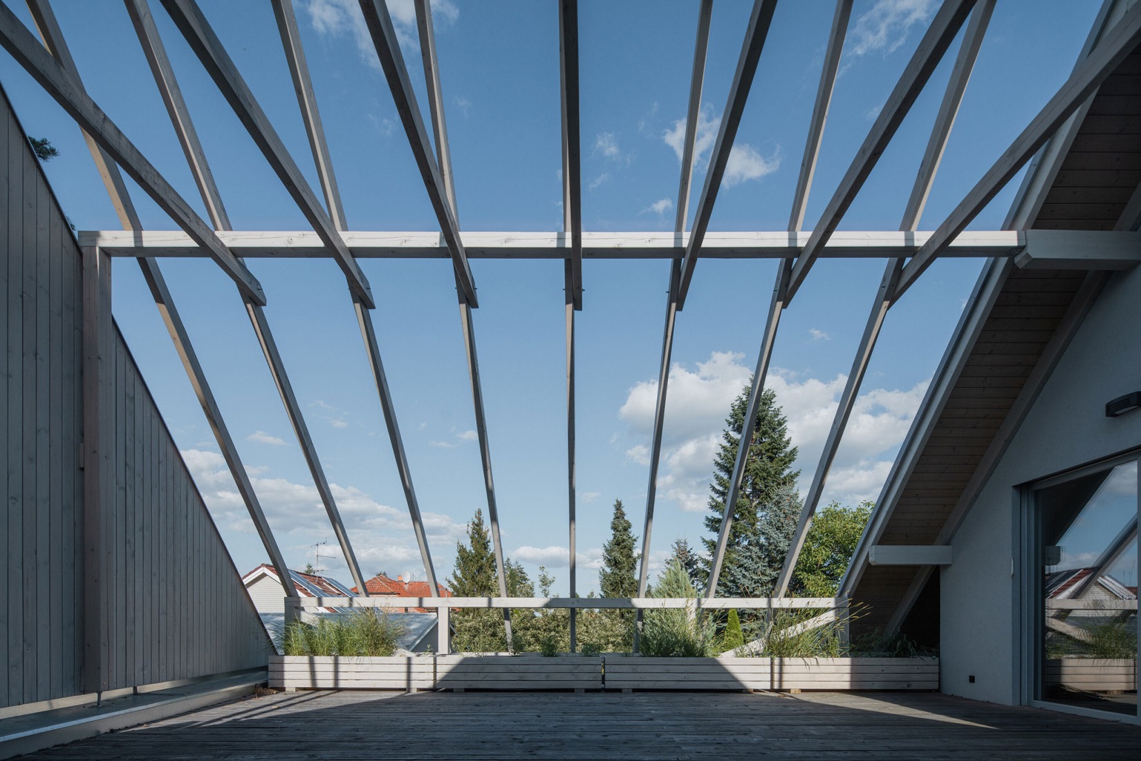 The Forgotten Barn by Karnet architekti. Photograph by Petr Polák.