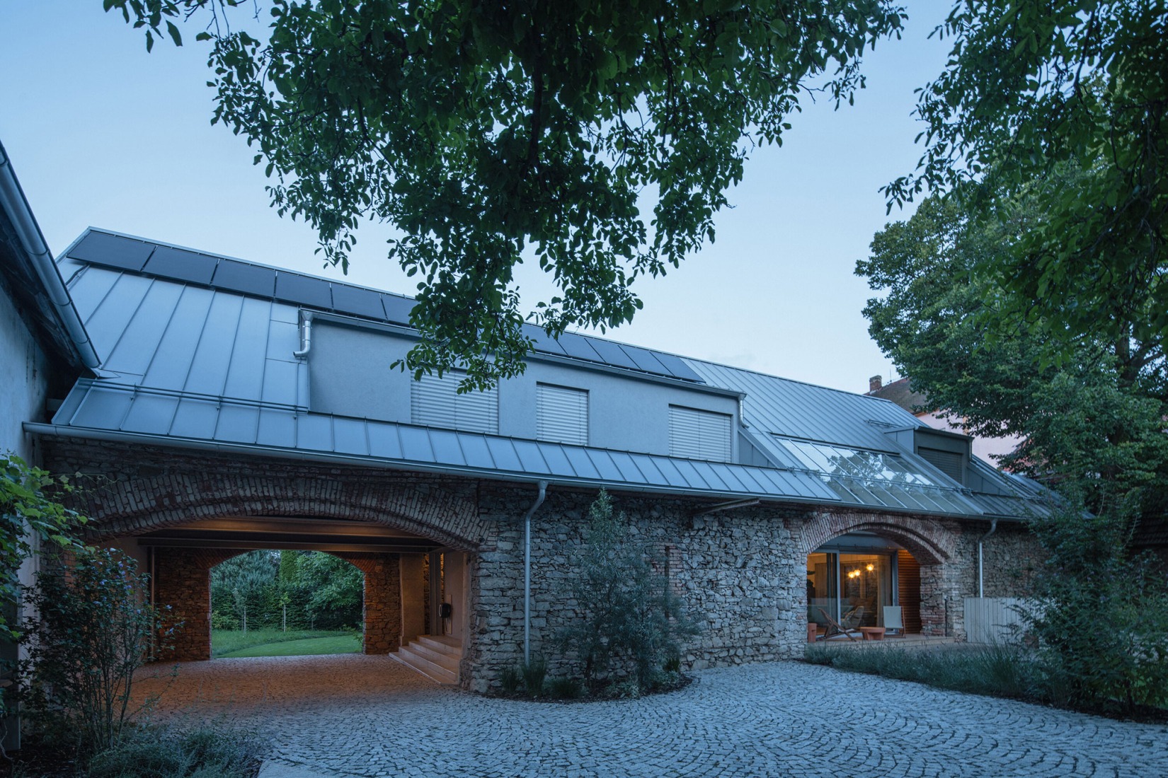 The Forgotten Barn by Karnet architekti. Photograph by Petr Polák.