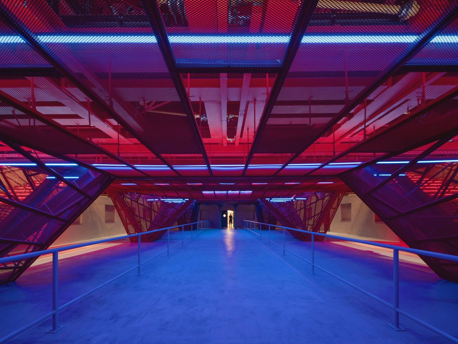 Sala de conciertos en el Balneario Imperial por Petr Hájek ARCHITEKTI. Fotografía por Petr Polák.