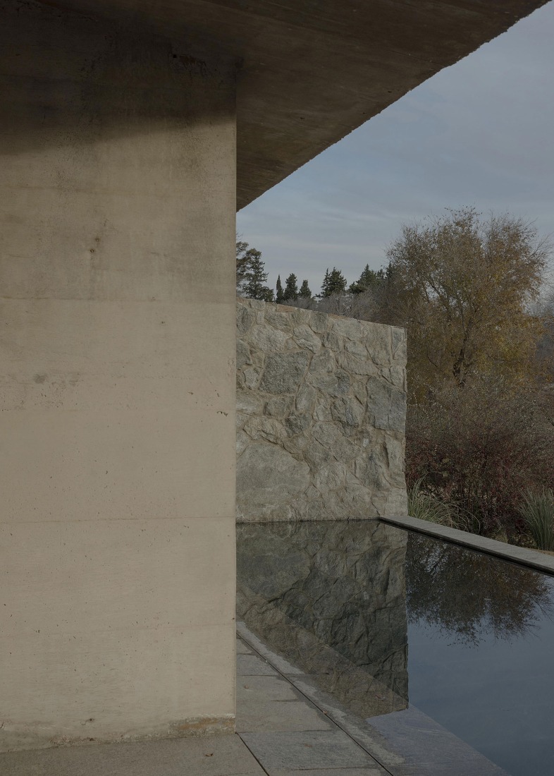 Casa Chacarera por Tectum Arquitectura. Fotografía por Federico Cairoli.