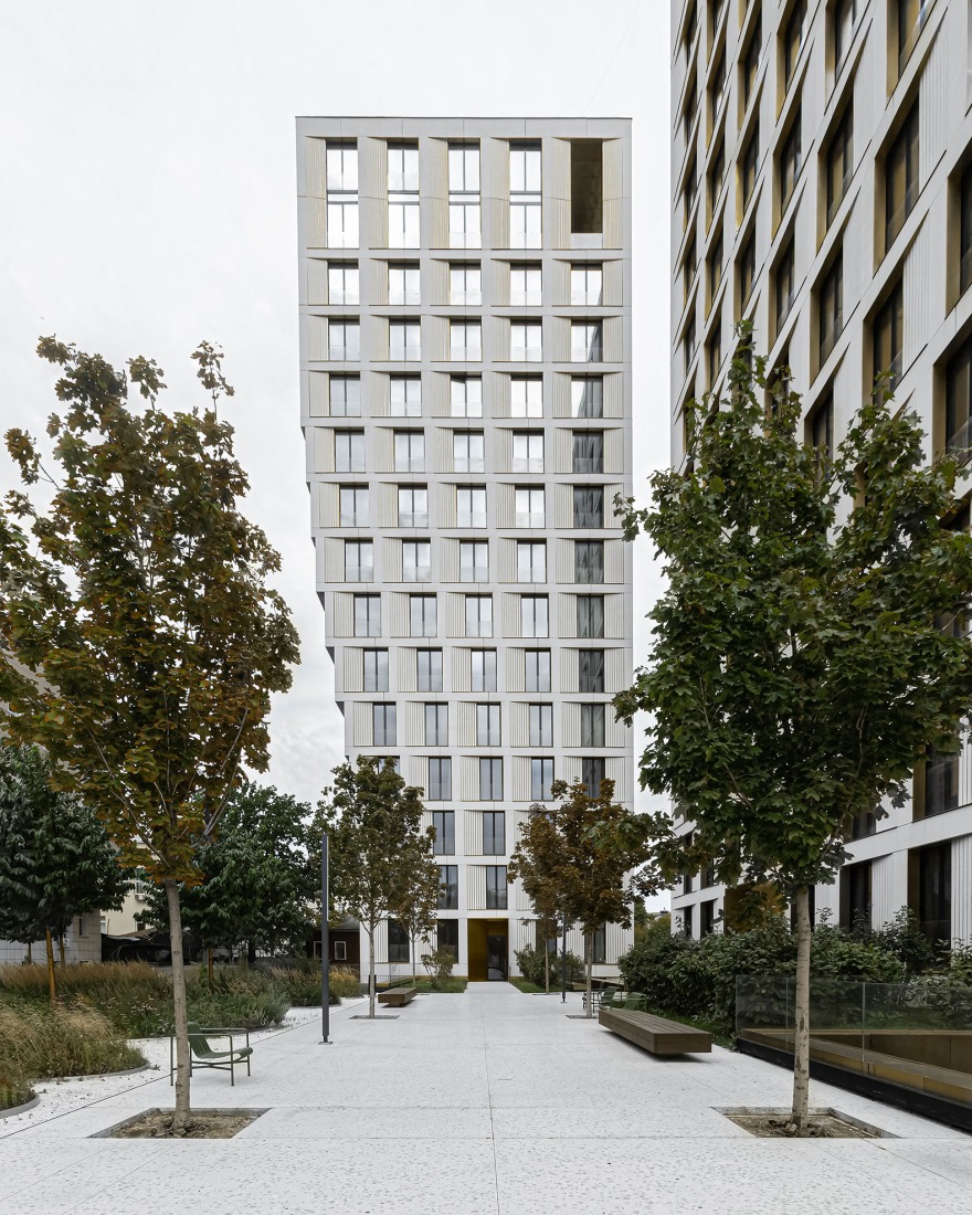 "White Khamovniki" by Tsimailo Lyashenko and Partners. Photograph by Anastasia Samoilova.