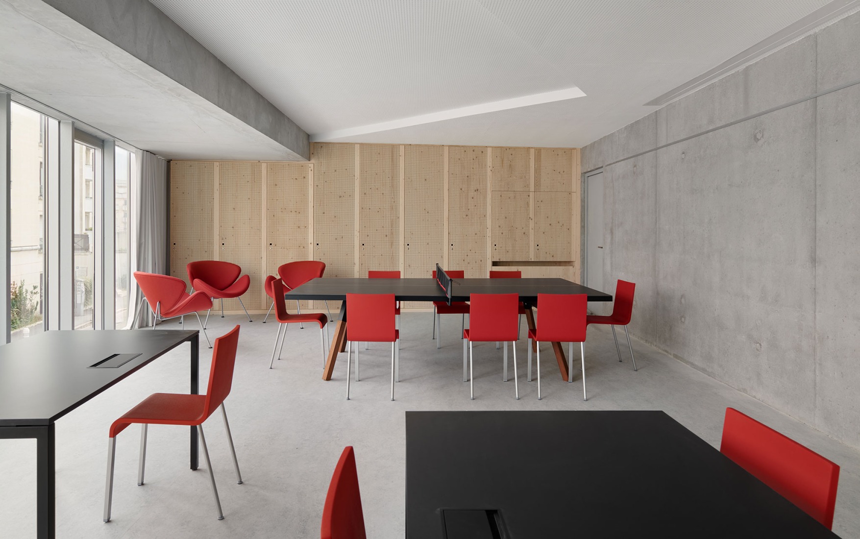 Cultural Centre in Bourg-la-Reine by Dominique Coulon & associés. Photograph by Eugeni Pons.