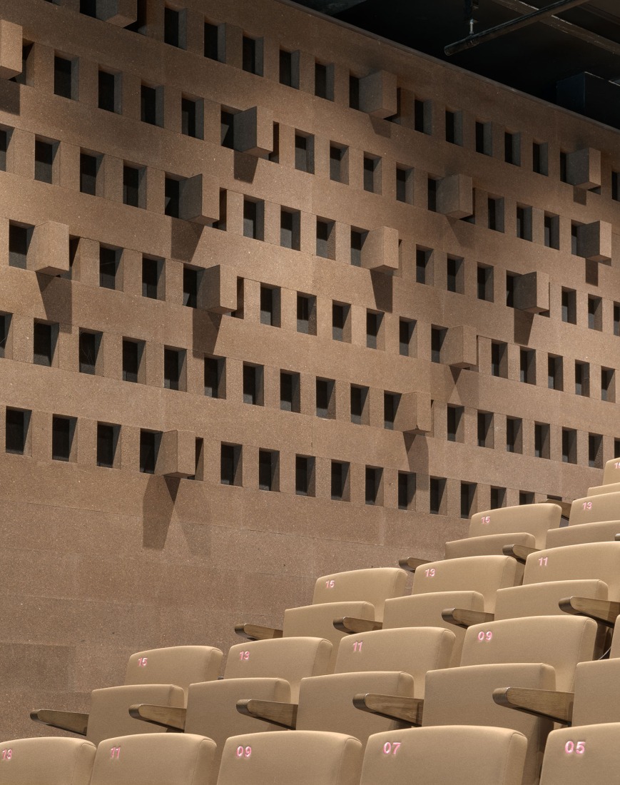 Cultural Centre in Bourg-la-Reine by Dominique Coulon & associés. Photograph by Eugeni Pons.