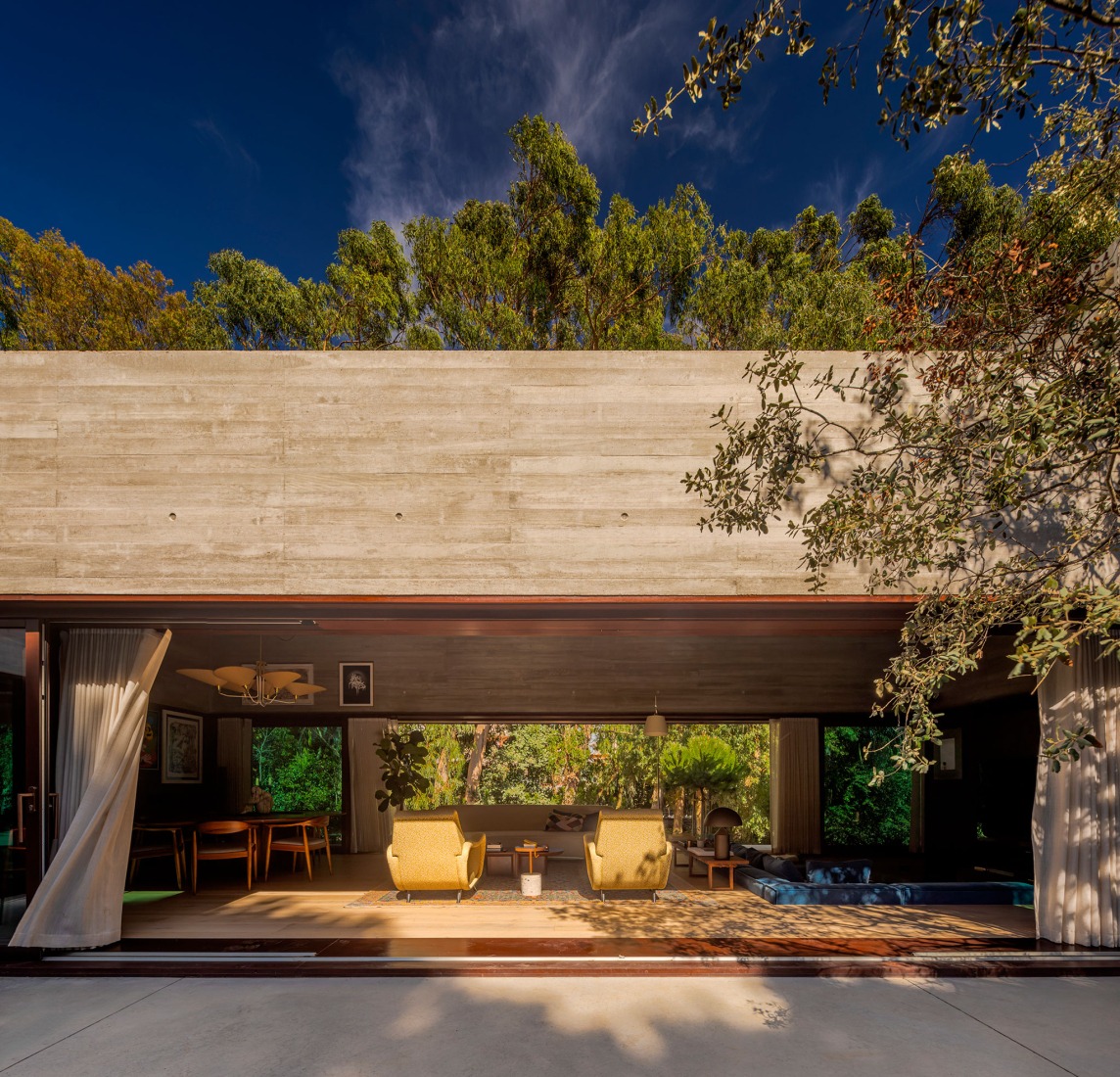 Casa Oeiras por OODA. Fotografía por Fernando Guerra | FG+SG.