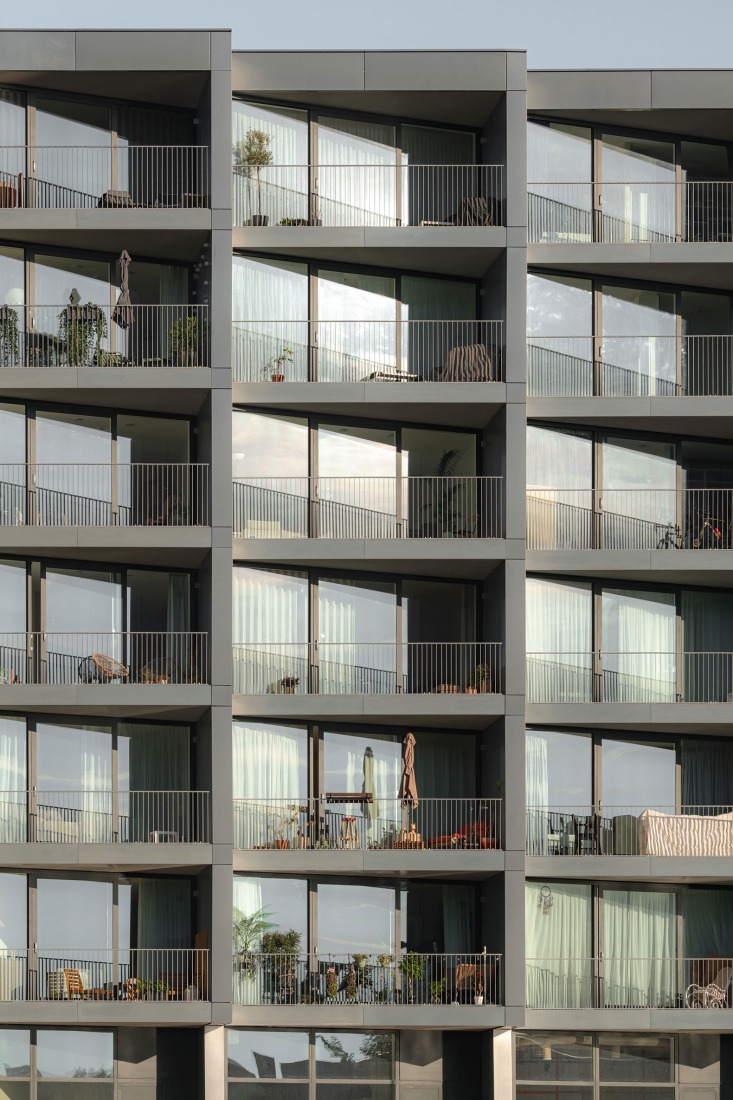 C14 by Studioninedots. Photography by Sebastian van Damme.