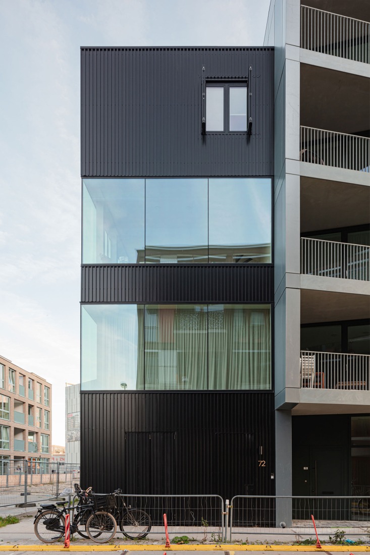 C14 by Studioninedots. Photography by Sebastian van Damme.